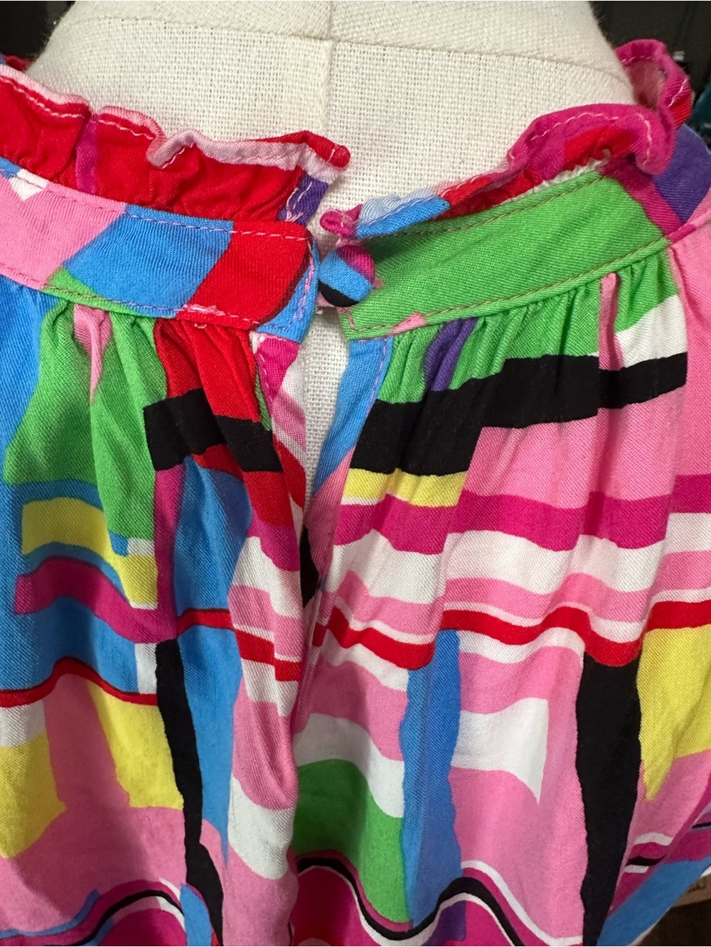 THML Multi-Color Abstract Summer Top - Picture 8 of 10
